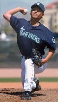 Sasaki pitches in minor league exhibition game